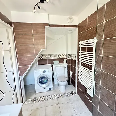Maison De Calme 4 Pers, Parking Orly 20min , Rer D, Evry